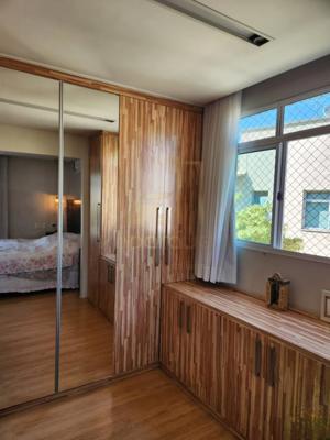 Casa 3 quartos 3 banheiros 240m²
