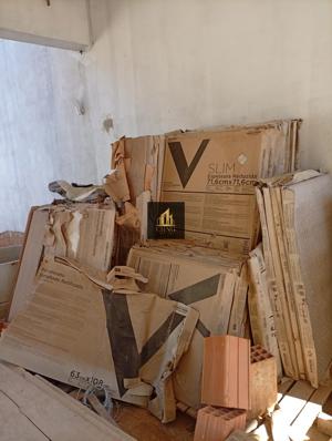 Casa 4 quartos 1 banheiro 220m²