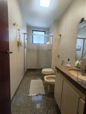 Apartamento 4 quartos 3 banheiros 238m²