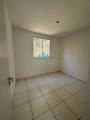 Apartamento 2 quartos 1 banheiro 