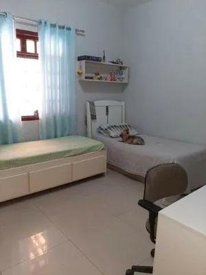 Casa 4 quartos 3 banheiros 

