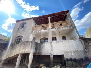 Casa 3 quartos 6 vagas 200m²