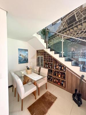 Casa 5 quartos 6 banheiros 810m²
