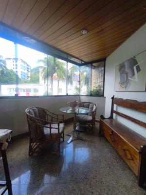 Apartamento 4 quartos 3 banheiros 238m²
