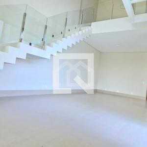 Casa em condomínio 4 quartos 5 banheiros 320m²