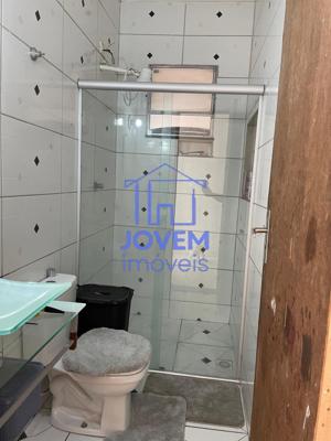 Casa 3 quartos  banheiros 180m²