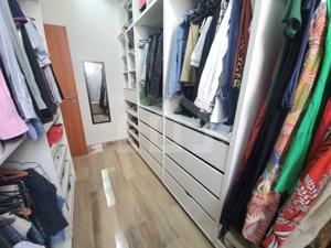 Casa em condomínio 3 quartos 4 vagas 193m²
