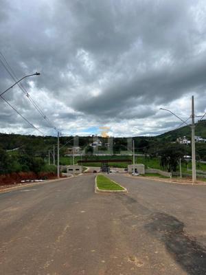 Lote em condomínio 