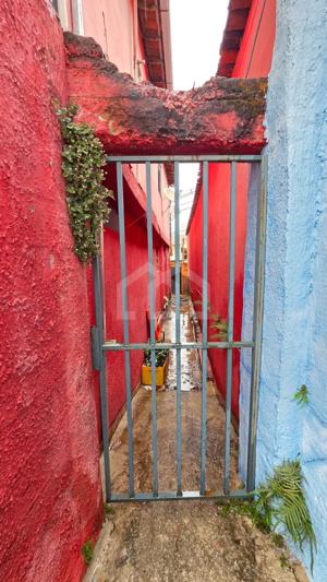 Casa 6 quartos 1 vaga 240m²