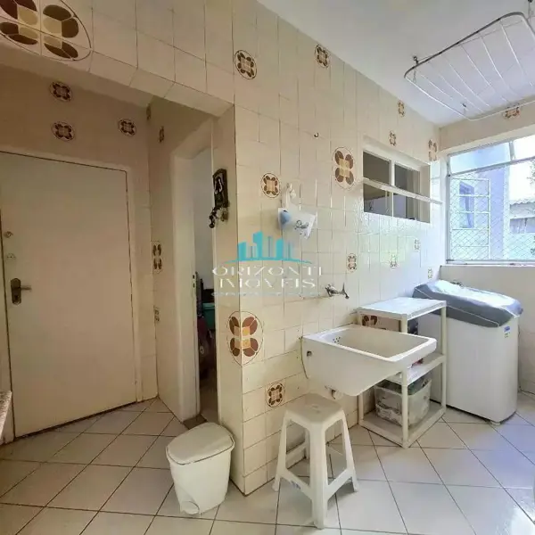 Apartamento 3 quartos 2 banheiros 