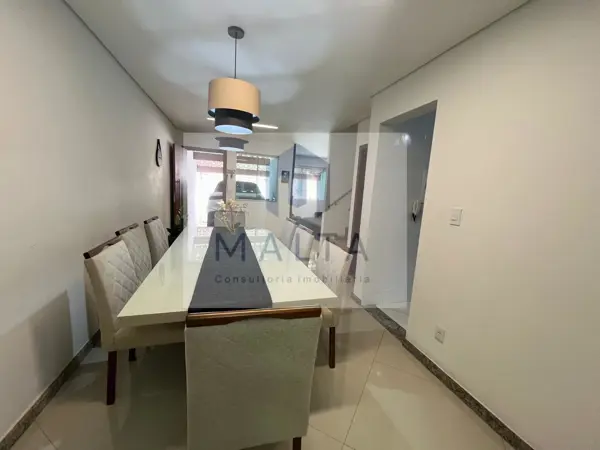 Casa 3 quartos 3 banheiros 156m²
