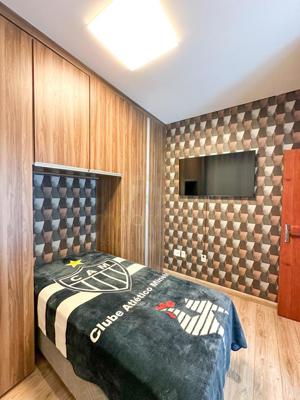 Casa 5 quartos 6 banheiros 810m²
