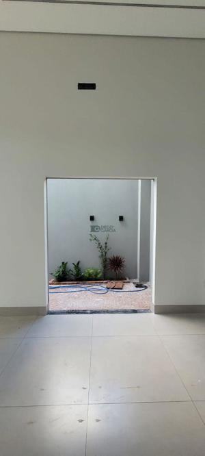 Apartamento 3 quartos 2 banheiros 175m²