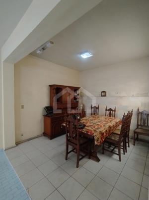 Casa 5 quartos 2 vagas 278m²