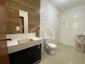 Casa 3 quartos 2 vagas 200m²