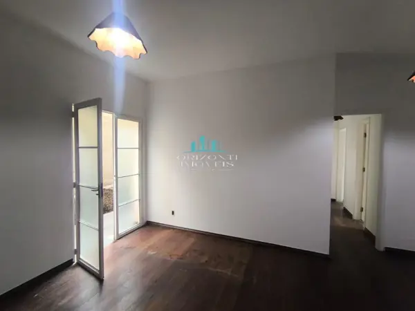 Apartamento 3 quartos 2 banheiros 137m²