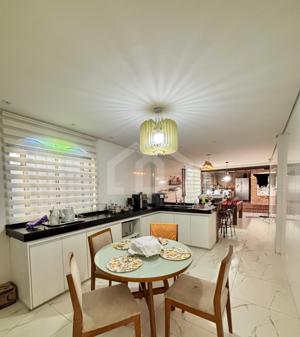 Casa 4 quartos 3 vagas 360m²