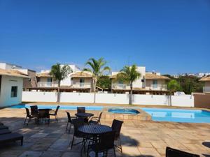 Casa 3 quartos 3 banheiros 240m²

