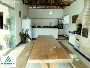 Apartamento 2 quartos 2 banheiros 1820m²
