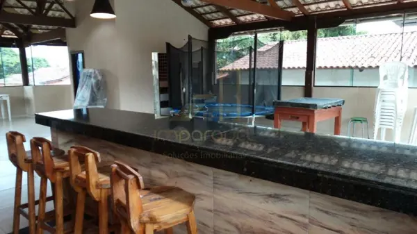 Casa 3 quartos 4 banheiros 210,98m²
