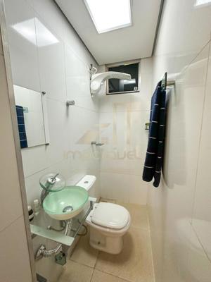 Casa 5 quartos 6 banheiros 810m²
