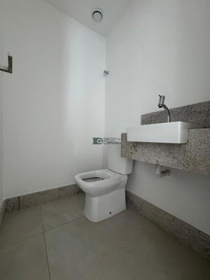 Apartamento 3 quartos 2 banheiros 104m²