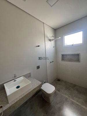 Apartamento 3 quartos 3 banheiros 165m²