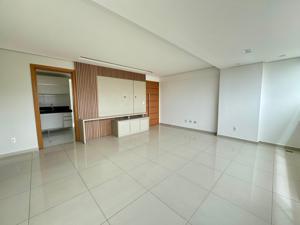 Apartamento 3 quartos 2 banheiros 180m²
