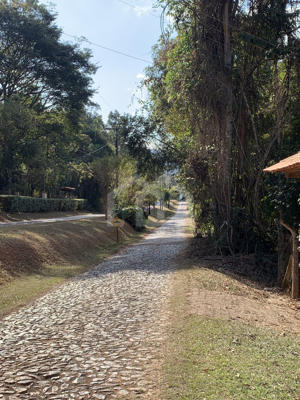 Lote em condomínio 1000m²