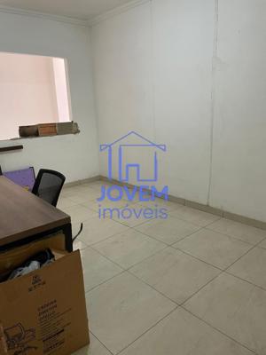Casa 3 quartos  banheiros 180m²