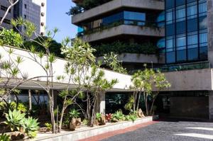 Apartamento 4 quartos 3 banheiros 330m²