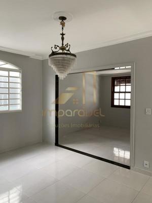 Casa 3 quartos 2 banheiros 223m²
