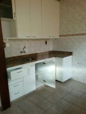 Casa 5 quartos 2 banheiros 180m²