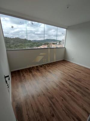 Casa 3 quartos 2 banheiros 
