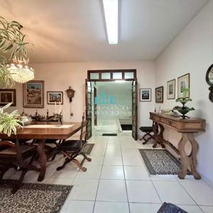 Apartamento 6 quartos 3 banheiros 1800m²