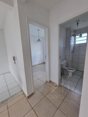 Apartamento 2 quartos 1 banheiro 
