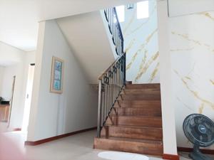 Casa 4 quartos 2 banheiros 456m²
