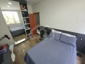 Casa em condomínio 3 quartos 4 vagas 193m²
