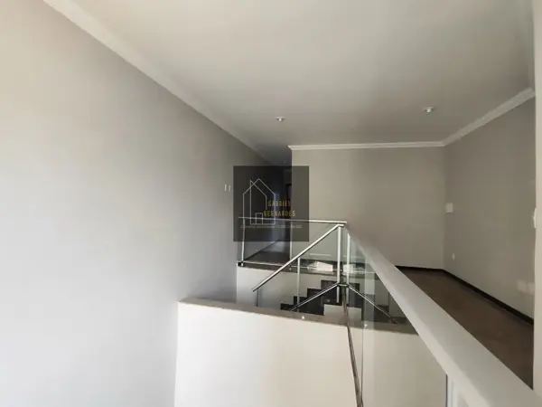 Apartamento 3 quartos 2 banheiros 234m²