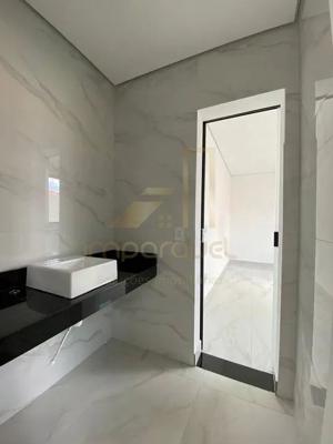 Casa 3 quartos 3 banheiros 
