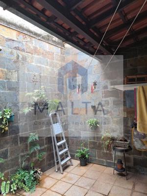 Casa 3 quartos 2 banheiros 68m²