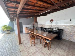 Casa 4 quartos 2 vagas 158m²