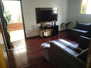 Casa 4 quartos 4 banheiros 280m²