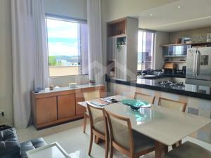 Casa em condomínio 3 quartos 4 vagas 193m²
