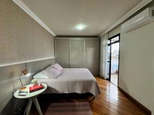 Apartamento 3 quartos 2 banheiros 220m²