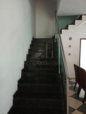Casa 4 quartos 3 banheiros 
