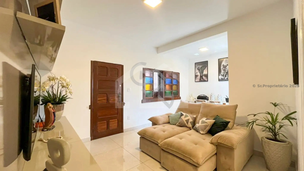 Casa 6 quartos 2 vagas 279m²