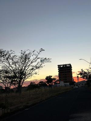 Apartamento 3 quartos 4 banheiros 158m²