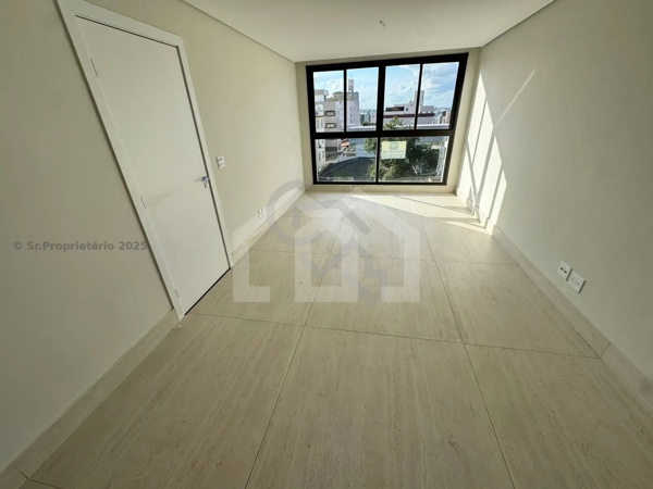 Apartamento 4 quartos 3 vagas 130m²