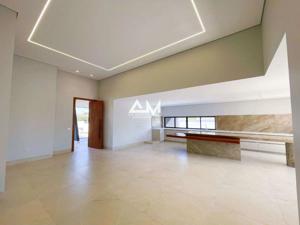 Apartamento 4 quartos 3 banheiros 1000m²